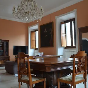  Appartamento Elegante Nel Centro Di
